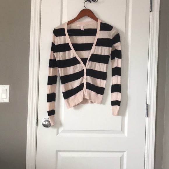 Victoria secret black and pink long sleeve - Picture 1 of 3